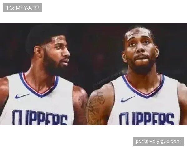 切尔西试验詹姆斯改打后腰，灵活调整核心角色